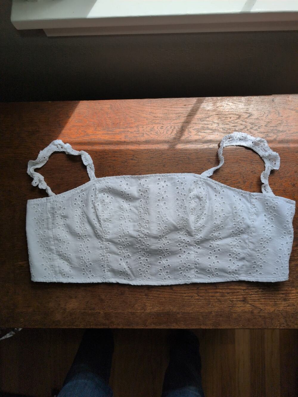 Hollister‎ White Top M Eyelet Back Tie Cropped Lined Elastic Coastal Summer